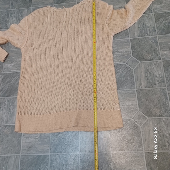 Free People Cream Knit Sweater Size M - Picture 7 of 11